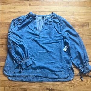 🆕 Old Navy Chambray Popover Top